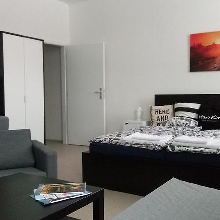 Mari Kiri Penzion Bratislava Ngoại thất bức ảnh