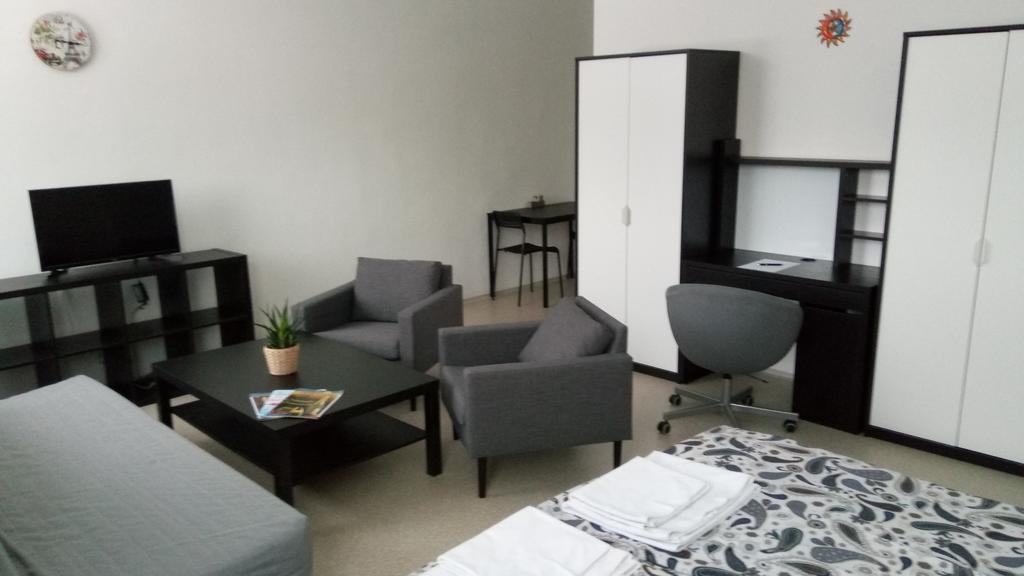 Mari Kiri Penzion Bratislava Ngoại thất bức ảnh
